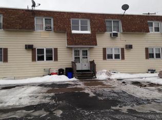 613 Maple St APT 2, Old Forge, PA 18518