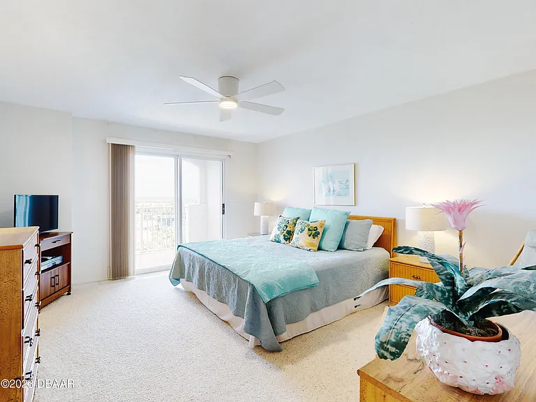 1 John Anderson Dr #Penthouse 7 — Photo 7