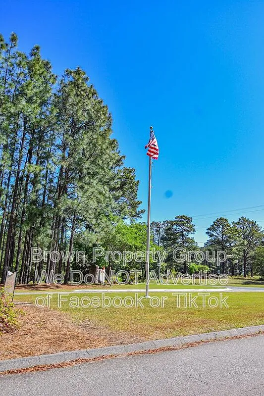 3 bed, 2.5 bath, 2082 sqft, $1,850 — Photo 4