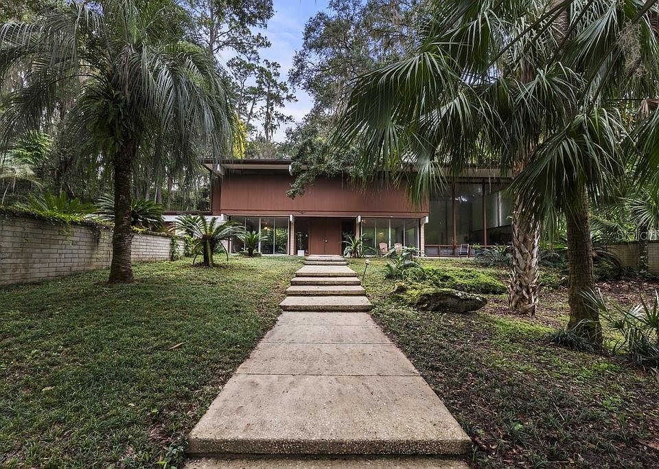 1st image of 3105 SW 5TH COURT