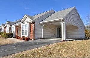2nd image of 7318 Scarlet Oak Dr