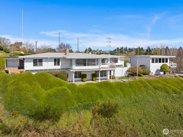 1242 /1244 Browns Point Boulevard, Tacoma, WA 98422