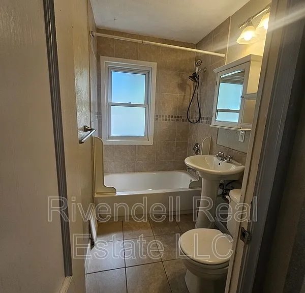 2279 Kendall St — Photo 13