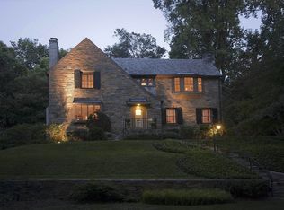 2837 49th St NW, Washington, DC 20007