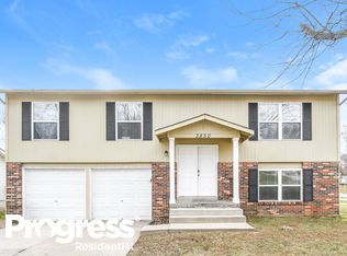 3850 Duchess Dr, Saint Charles, MO 63304