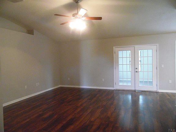 2nd image of 1369 Longbranch Dr