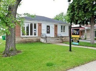 2142 Suffolk Ave, Westchester, IL 60154