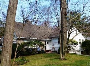 971 California Rd, Eastchester, NY 10709