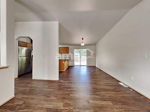 5th image of 16810 114th Avenue Ct E