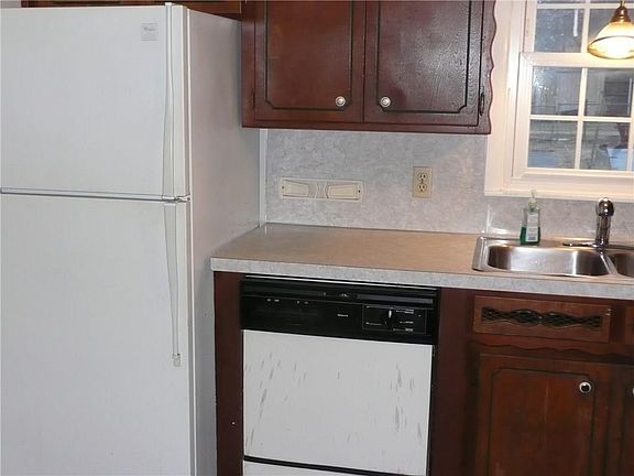 2nd image of 608 N Kelker St
