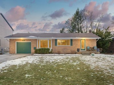 9433 Ball St, Plymouth, MI, 48170