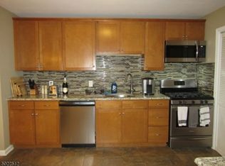 18 Rebecca Rd, East Hanover, NJ 07936