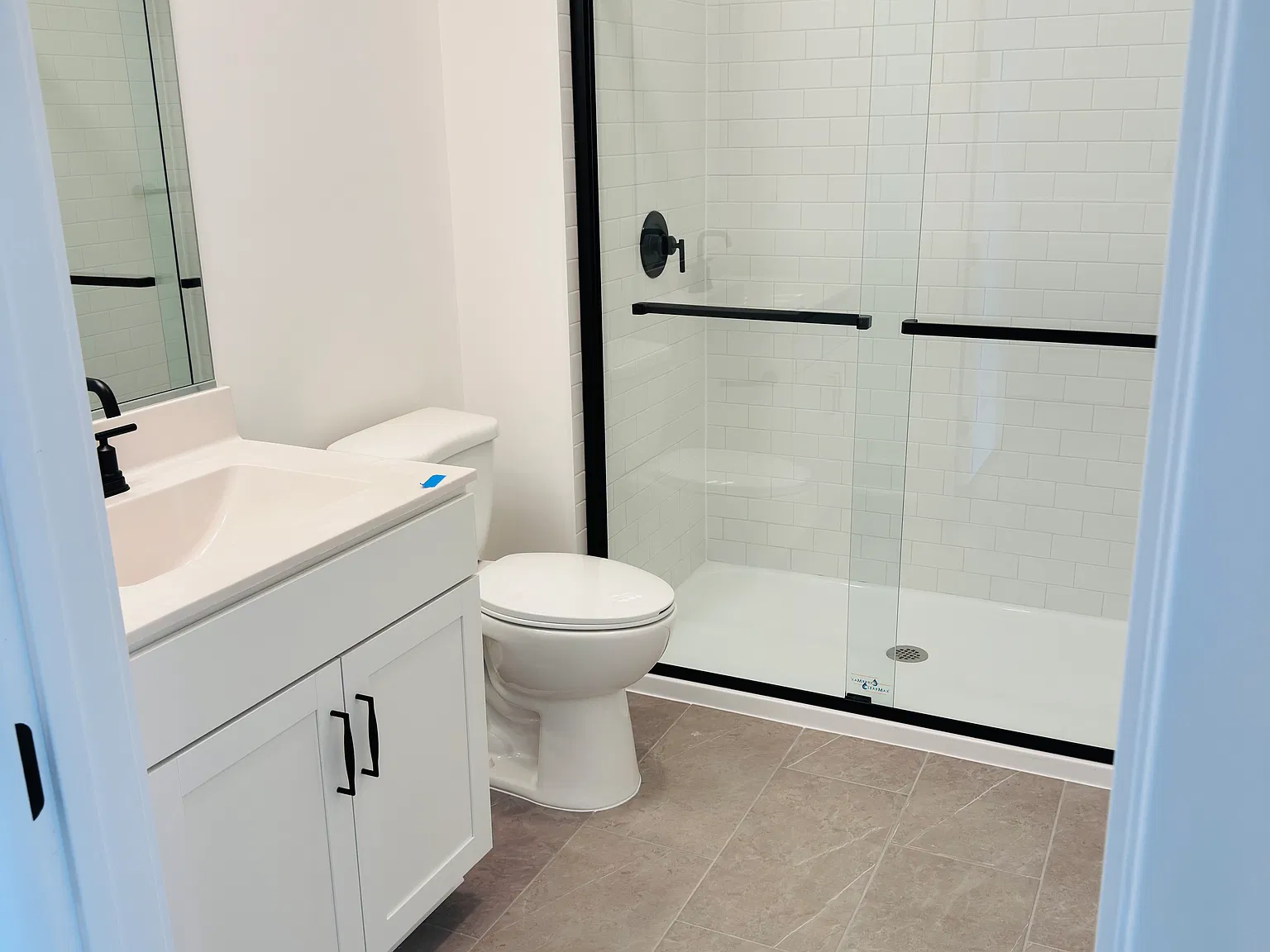 4 bed, 3.5 bath, 2506 sqft, $3,099 — Photo 4