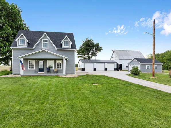 705 Milburn School Rd, O Fallon, IL 62269