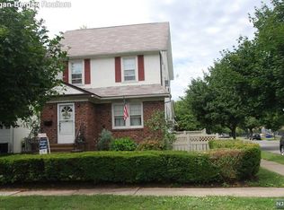 77 Monona Ave, Rutherford, NJ 07070
