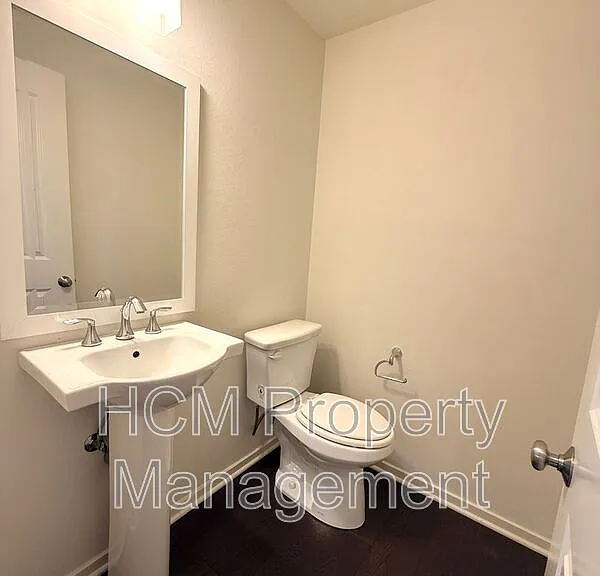 61 Tallowood — Photo 11