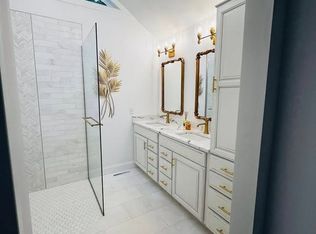 416 Yale Ave, Mount Gretna, PA 17064