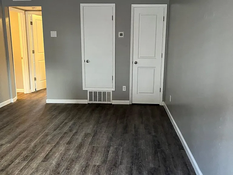 3608 Lafayette Dr NE #B — Photo 3