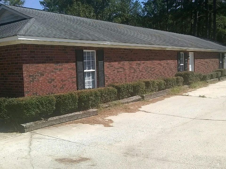 1st image of 964 Woodbine Dr #964