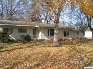 401 3rd St S, De Graff, MN 56271