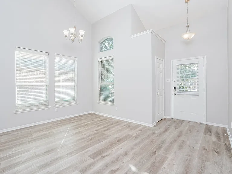 6206 Lovage Ave — Photo 6