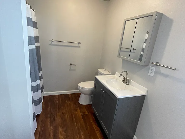 819 S 19th St — Photo 5