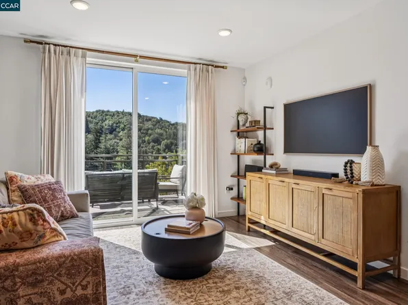 50 Woodbury Highlands Pl #10, Lafayette, CA 94549