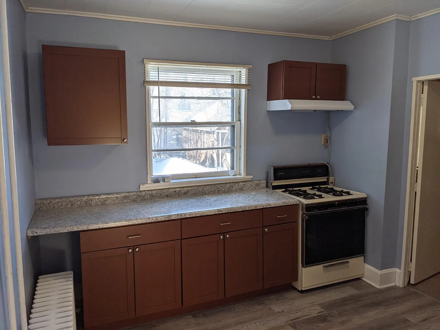 2 bed, 1000 sqft, $1,295 — Photo 1