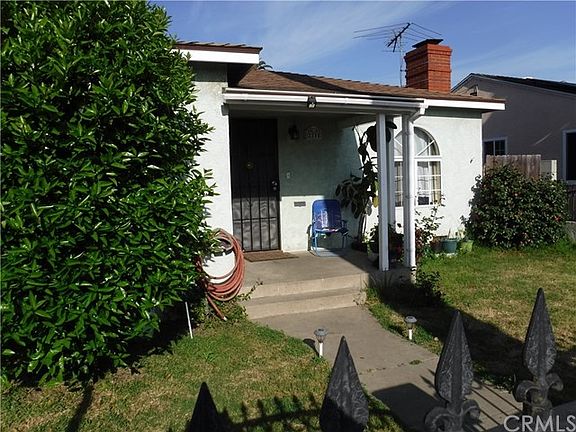 2nd image of 2715 Fashion Ave