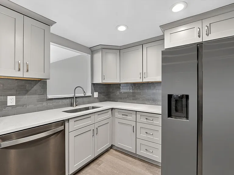 48 W Broadway #1106N — Photo 4