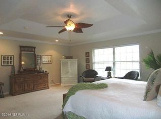 11 Palmwood Ct, Jacksonville Beach, FL 32250