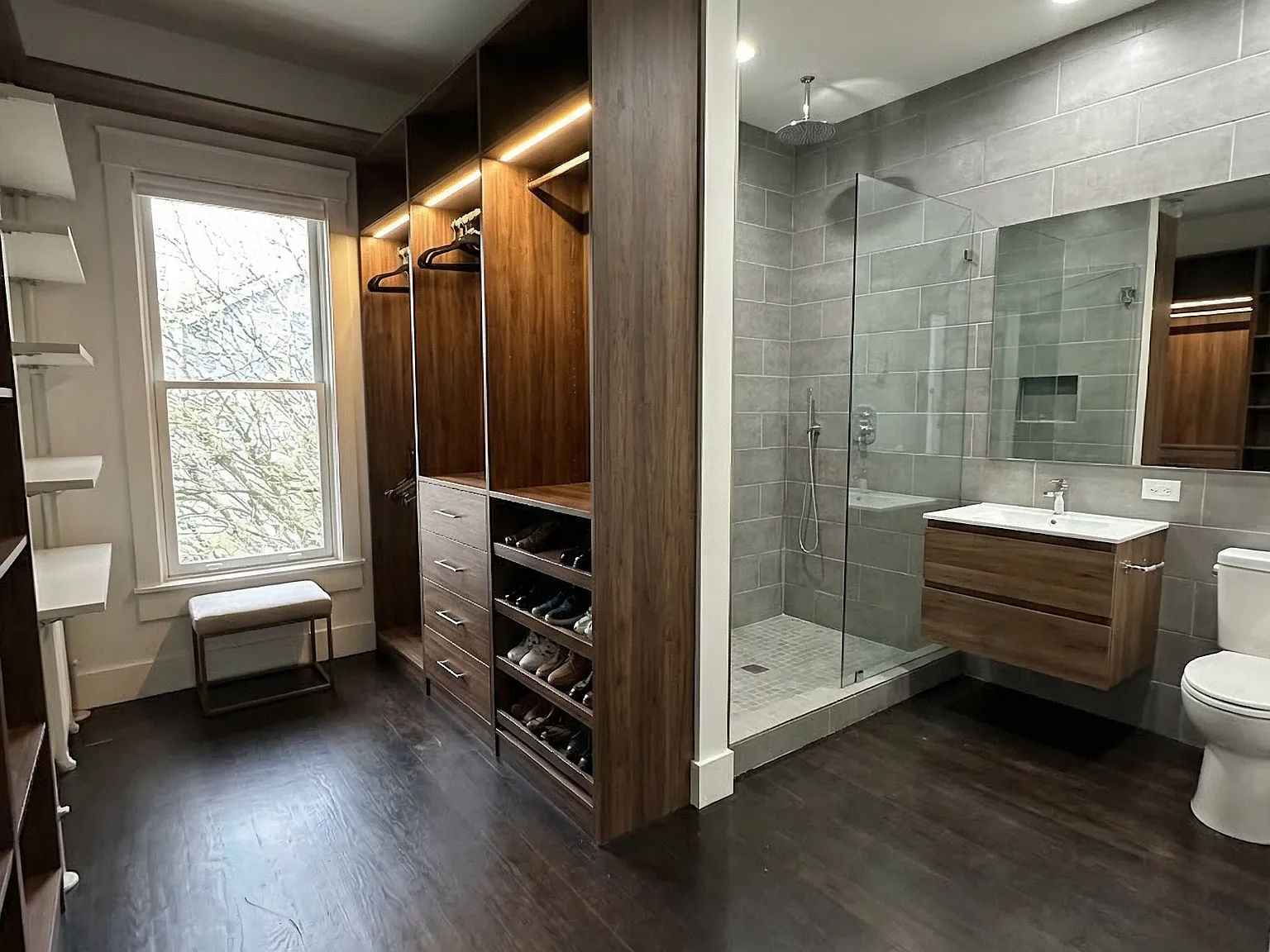 2 bed, 619 sqft, $2,965 — Photo 3