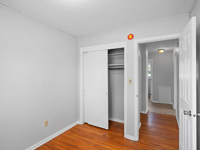 1022 24th Ave S — Photo 12