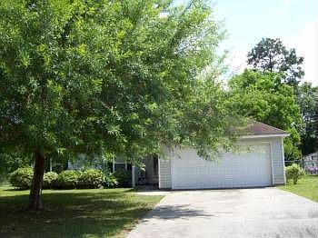 2nd image of 925 Pine Cone Cir