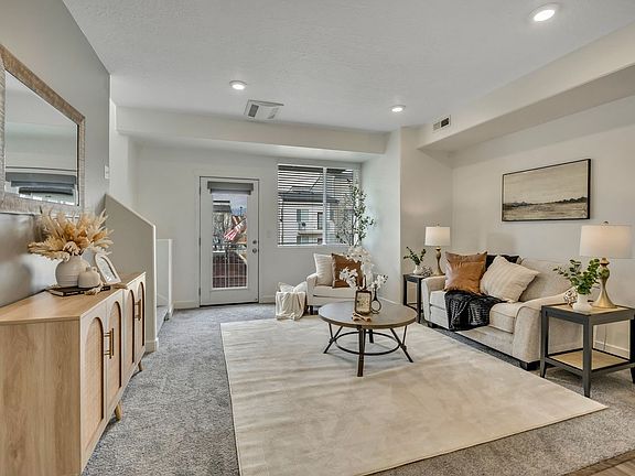 2nd image of 13392 S Alto Vista Ln