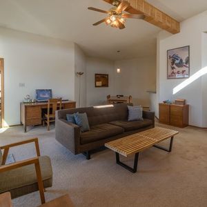 2787 Via Caballero Del Sur, Santa Fe, NM, 87505