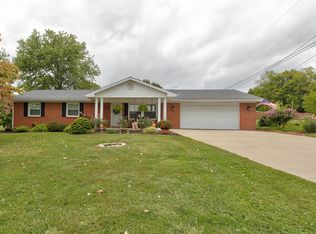 989 Sheila Ln, Mount Sterling, KY 40353