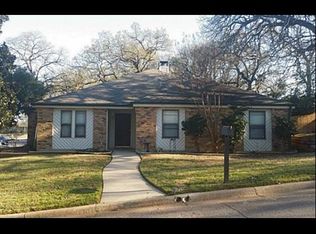 2600 Cloud Ct, Arlington, TX 76017