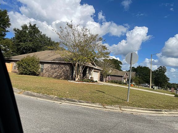 2nd image of 6716 Barnwood Dr