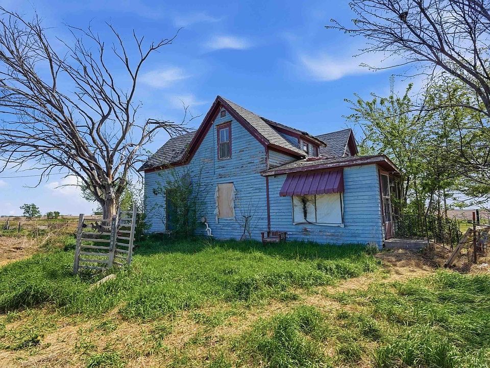 1st image of 44654 261st St