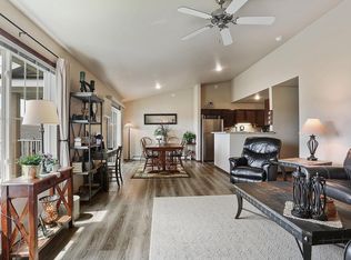 3042 Quarry Park Dr APT 2, De Pere, WI 54115