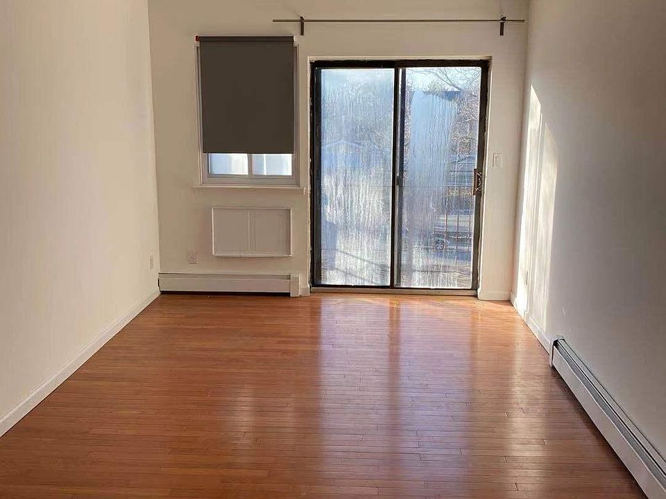 1st image of 132-56 60th Ave #3R