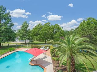 502 Fence Post Rd, Friendswood, TX 77546