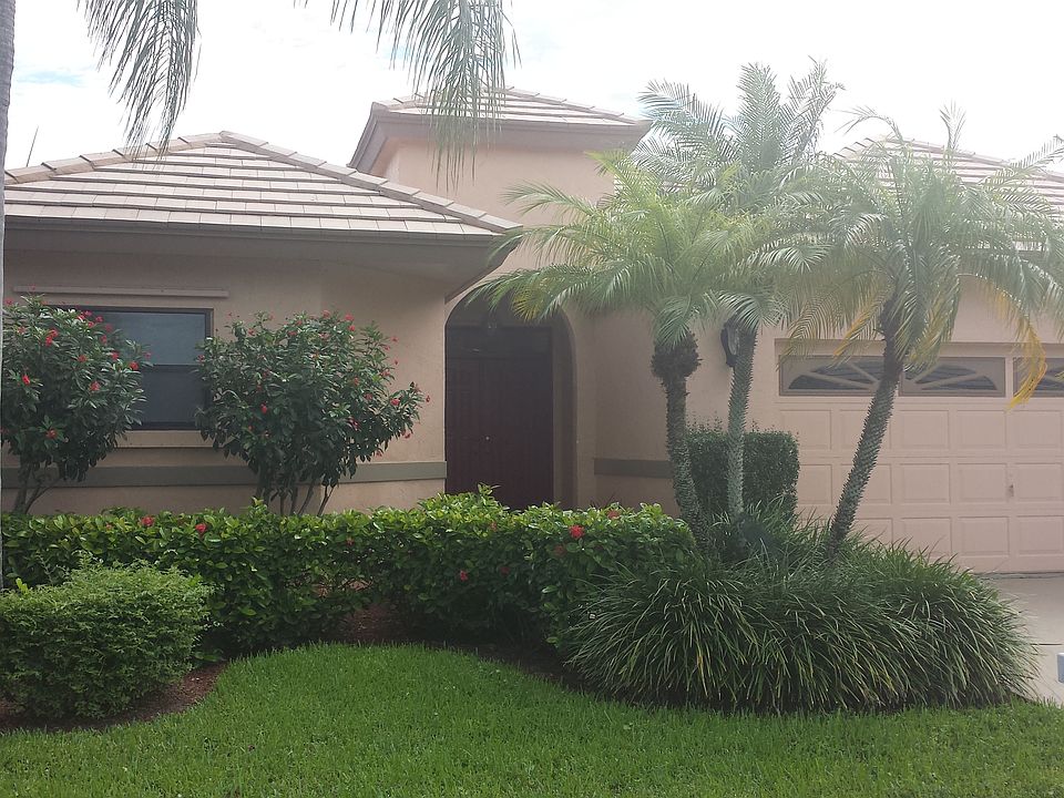 1st image of 158 Orange Dr