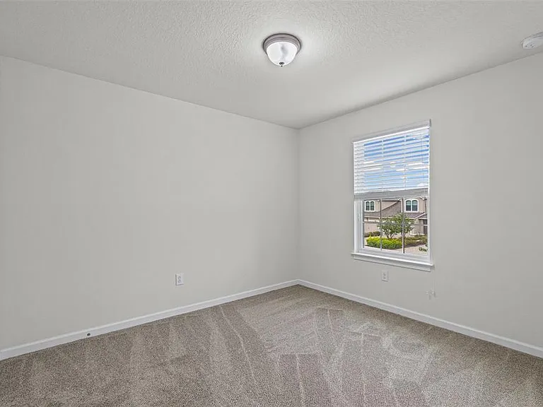 5248 Blossom Cv — Photo 26