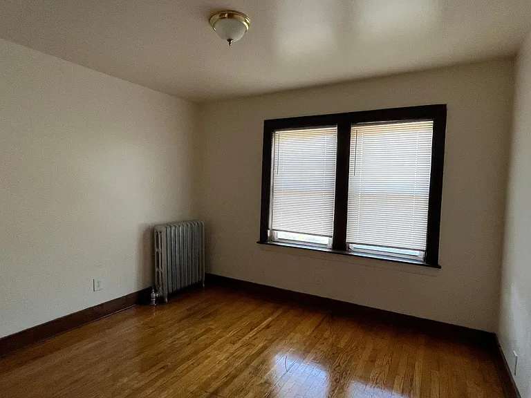 8059 S Ellis Ave #3 — Photo 5