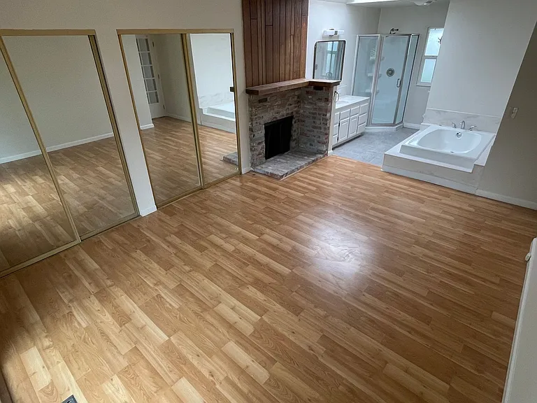917 Bermuda Ct — Photo 3