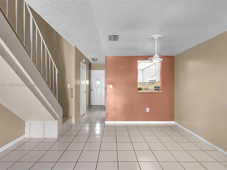 1757 W 57th St #211 — Photo 9
