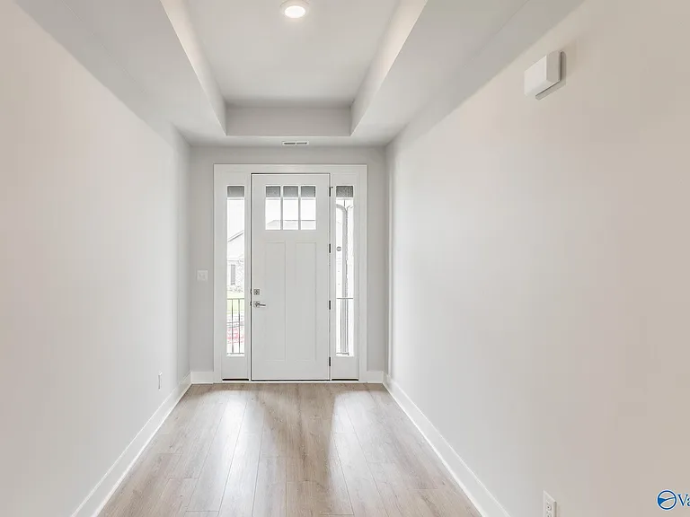 217 John Clift Cir — Photo 3
