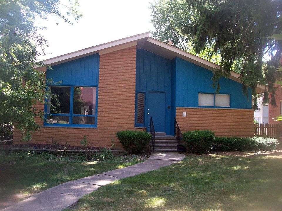 Front of house